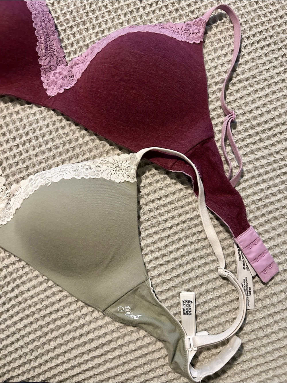 Victoria’s Secret PINK Wear Everywhere Wireless Lightly Padded Lace Trim Bras - Picture 3 of 5